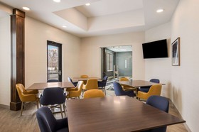 MainStay Suites