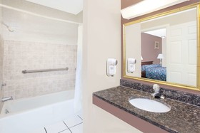 Knights Inn Grand Blanc