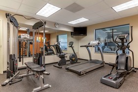 Comfort Suites South