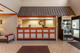Comfort Suites South