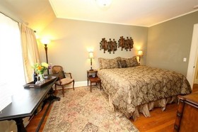 The Leonard at Logan House