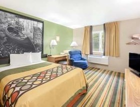 Super 8 by Wyndham Grayling