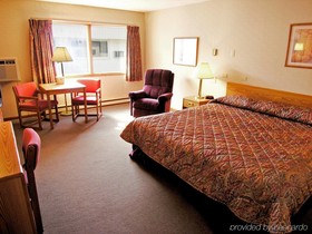 Magnuson Hotel Copper Crown