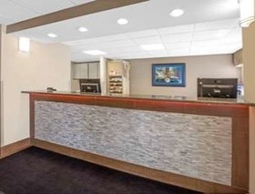 Days Inn by Wyndham Hillsdale