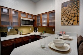 Staybridge Suites - Holland