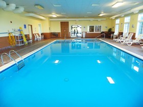 American Inn & Suites