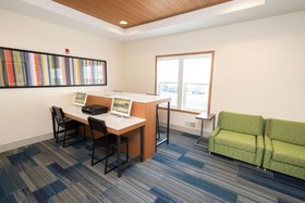 Holiday Inn Express Hotel & Suites Iron Mountain