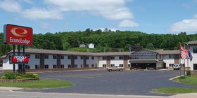 Baymont by Wyndham Iron Mountain