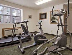 Hotel Iron Mountain Inn & Suites