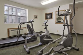 Hotel Iron Mountain Inn & Suites