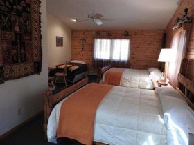 Rodgers Roost Bed & Breakfast
