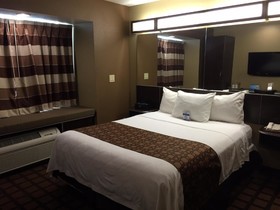 Sleep Inn & Suites Kalamazoo