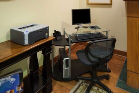 Country Inn & Suites by Radisson, Lansing, MI