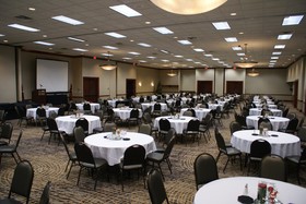 DoubleTree by Hilton Lansing