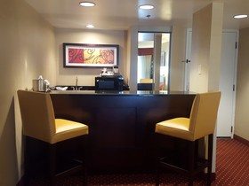 DoubleTree by Hilton Lansing