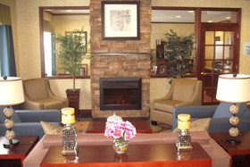 Holiday Inn Express Lapeer