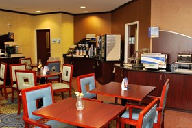 Holiday Inn Express Lapeer