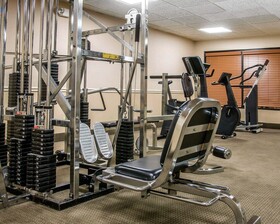 Comfort Inn Livonia