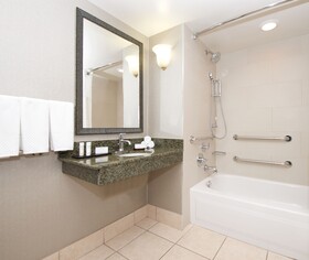 Embassy Suites Detroit - Livonia / Novi