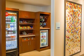 Holiday Inn Express and Suites Detroit Northwest - Livonia