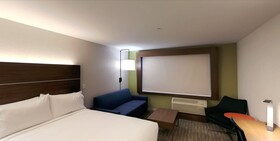 Holiday Inn Express and Suites Detroit Northwest - Livonia
