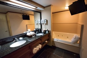 Hamilton Inn Select Beachfront