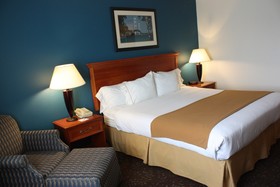 Holiday Inn Express Mackinaw City