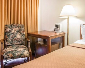 Quality Inn & Suites Beachfront