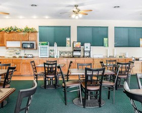 Quality Inn & Suites Beachfront