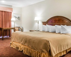 Quality Inn & Suites Beachfront