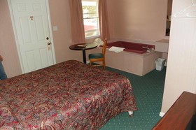 Rainbow Motel