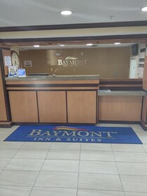 Baymont Inn & Suites Madison Heights Detroit Area