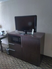Baymont Inn & Suites Madison Heights Detroit Area