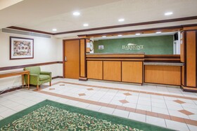 Baymont Inn & Suites Madison Heights Detroit Area