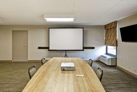 Hampton Inn Detroit/Madison Heights/South Troy