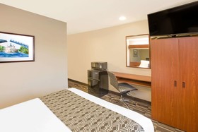 Microtel Inn & Suites by Wyndham Manistee