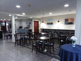 Microtel Inn & Suites by Wyndham Manistee