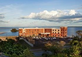 Hampton Inn Marquette/Waterfront