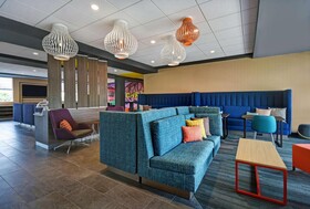 Tru by Hilton Monroe