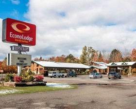Quality Inn And Suites Munising