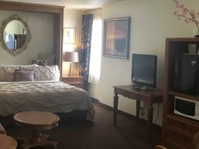 A Victory Inn & Suites - Muskegon