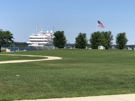A Victory Inn & Suites - Muskegon