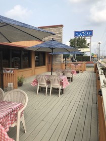 A Victory Inn & Suites - Muskegon