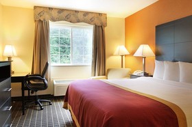 Baymont by Wyndham Muskegon