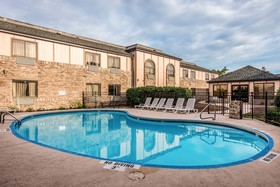 Quality Inn & Suites Muskegon