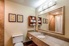 Quality Inn & Suites Muskegon