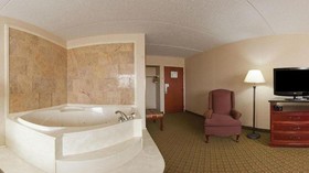 Delta Hotels Muskegon Downtown