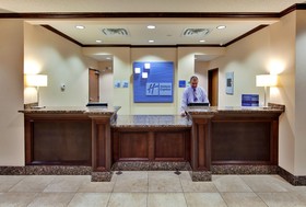 Holiday Inn Express & Suites Detroit-Novi