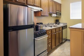 Sonesta Simply Suites Detroit Novi
