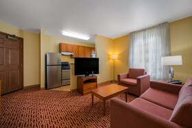Sonesta Simply Suites Detroit Novi